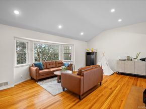 1079 Weaver Street, New Rochelle NY 10804