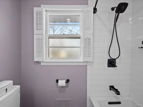 1079 Weaver Street, New Rochelle NY 10804