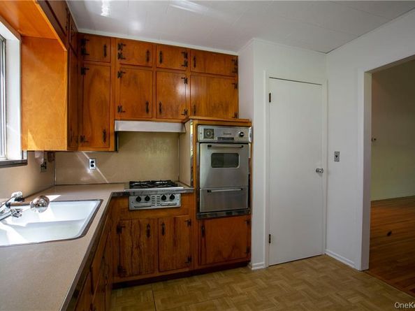 72 Park ave Terrace, Yonkers NY 10703