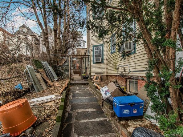 188 Woodworth Avenue, Yonkers NY 10701