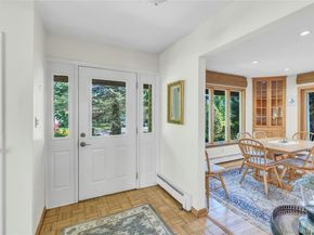 306 Versa Place, Sayville NY 11782