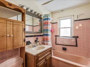 11802 Springfield Boulevard, Cambria Heights NY 11411