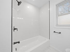 193 N Arizona Road, West Babylon NY 11704