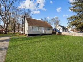 193 N Arizona Road, West Babylon NY 11704