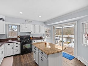 33 Randall Road, Wading River NY 11792