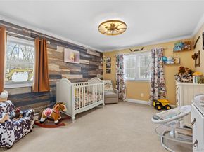 33 Randall Road, Wading River NY 11792