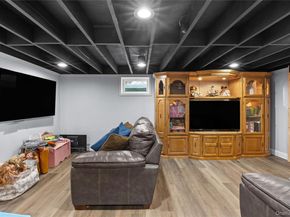 33 Randall Road, Wading River NY 11792