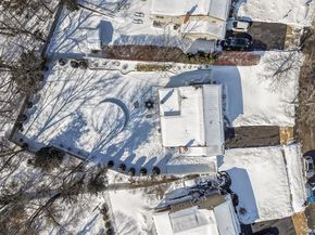 18 Hill Lane, Smithtown NY 11787