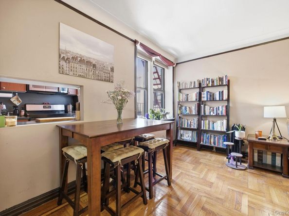 4755 39th Place 3H, Sunnyside NY 11104