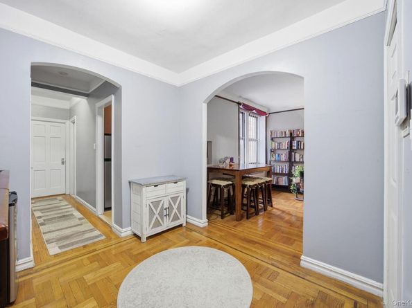 4755 39th Place 3H, Sunnyside NY 11104