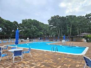 186C Ventry Court, Ridge NY 11961