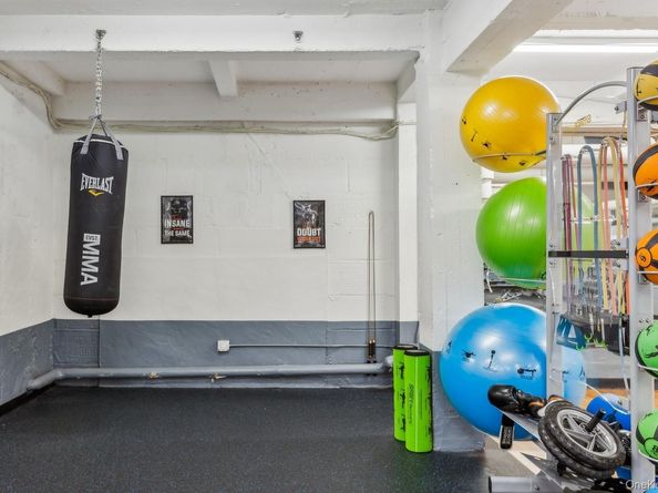 33-24 91st Street 6L, Jackson Heights NY 11372