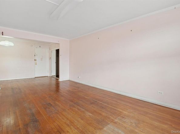 33-24 91st Street 6L, Jackson Heights NY 11372