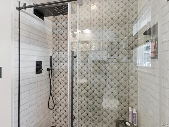 31 Grand Central Avenue, Amityville NY 11701