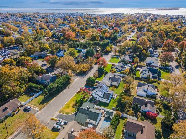 31 Grand Central Avenue, Amityville NY 11701