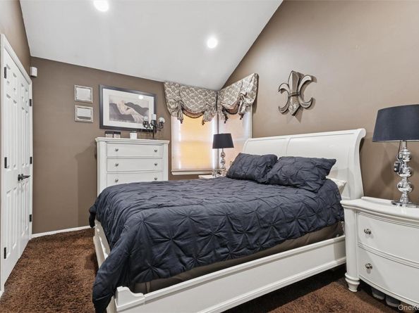 31 Grand Central Avenue, Amityville NY 11701