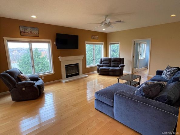 418 Heritage Hills C, Somers NY 10589