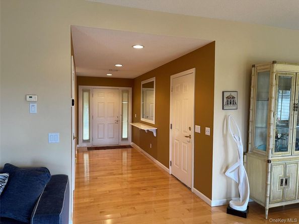 418 Heritage Hills C, Somers NY 10589