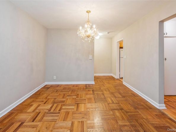 50 White Oak street 1E, New Rochelle NY 10801