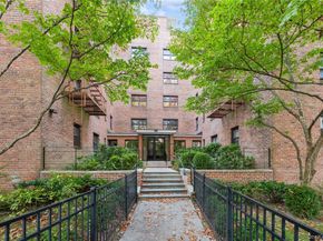 50 White Oak street 1E, New Rochelle NY 10801