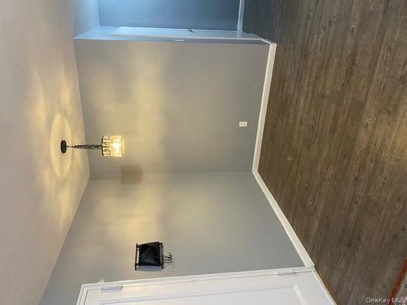 80 Gibson Blvd. 1C, Valley Stream NY 11581