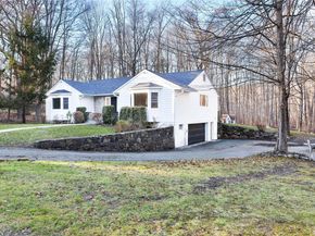 65 Red Oak Lane, Mount Kisco NY 10549