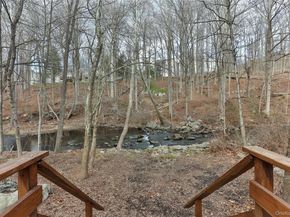 65 Red Oak Lane, Mount Kisco NY 10549