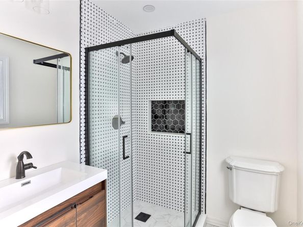 65 Red Oak Lane, Mount Kisco NY 10549