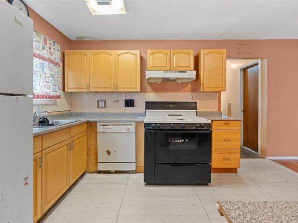 7920 149th Avenue, Lindenwood NY 11414