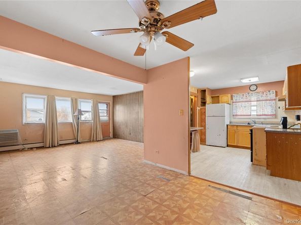 7920 149th Avenue, Lindenwood NY 11414