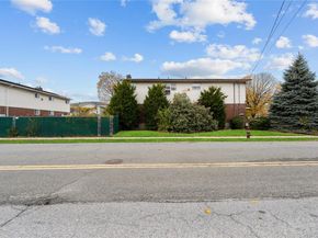 7920 149th Avenue, Lindenwood NY 11414