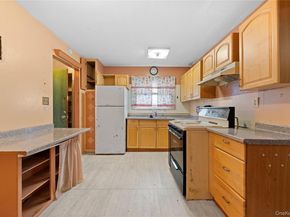 7920 149th Avenue, Lindenwood NY 11414