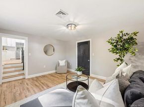 6 Winnetou Road, White Plains NY 10603