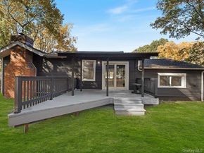 6 Winnetou Road, White Plains NY 10603