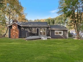 6 Winnetou Road, White Plains NY 10603