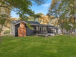 6 Winnetou Road, White Plains NY 10603