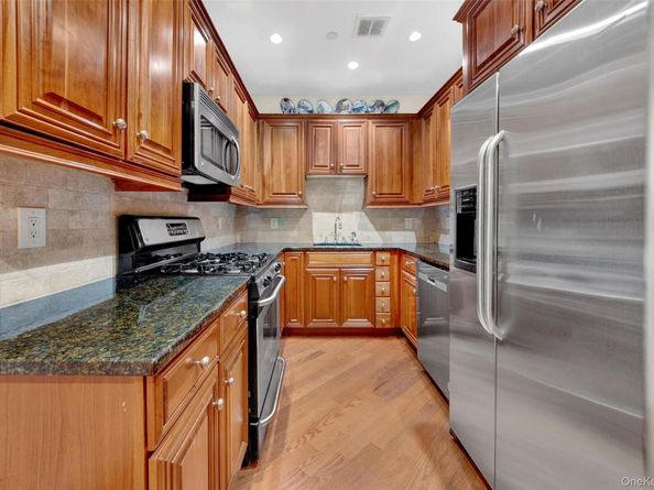 257 Central Avenue 1H, White Plains NY 10606