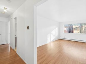 16 Settlers Landing Lane, East Hampton NY 11937