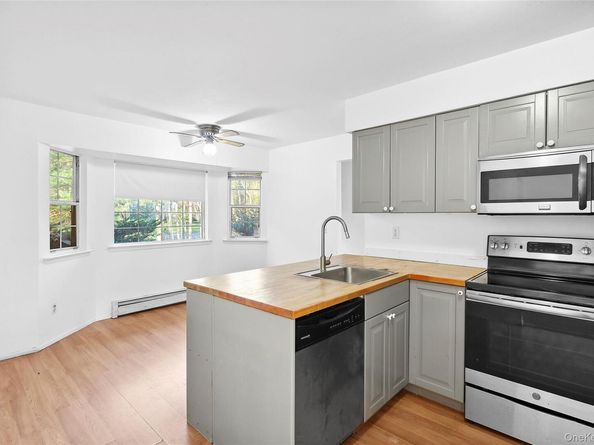 16 Settlers Landing Lane, East Hampton NY 11937