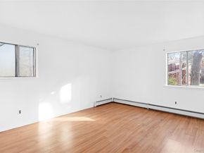 16 Settlers Landing Lane, East Hampton NY 11937