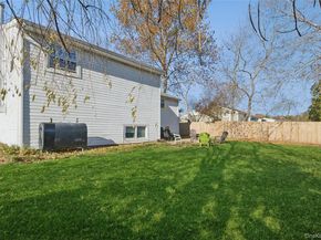 3107 Chestnut Avenue, Medford NY 11763