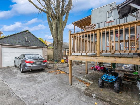 1646 Radcliff Avenue, Bronx NY 10462