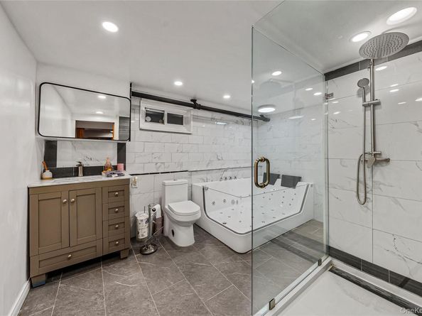 11 Woodbine Street, Yonkers NY 10704