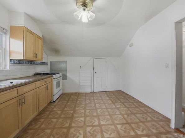 11 Woodbine Street, Yonkers NY 10704