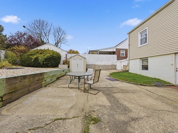 11 Woodbine Street, Yonkers NY 10704