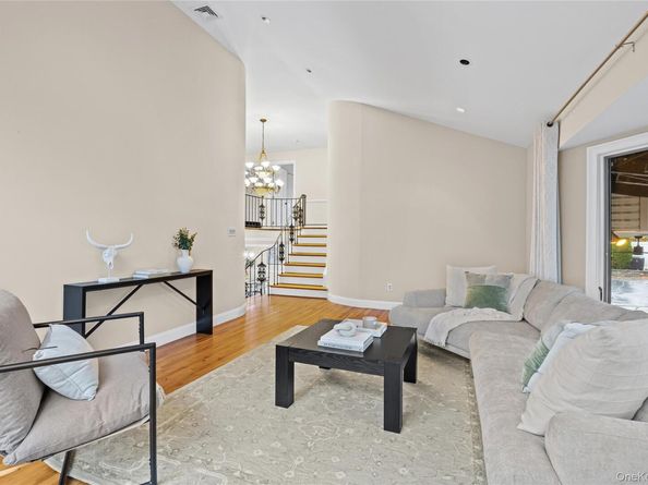 709 Demott Court, Westbury NY 11590