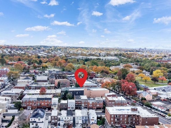 6645 69th Street 12, Middle Village NY 11379