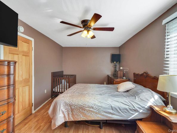 6645 69th Street 12, Middle Village NY 11379