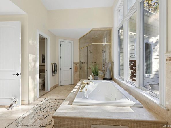 144 Round Swamp Road, Melville NY 11747