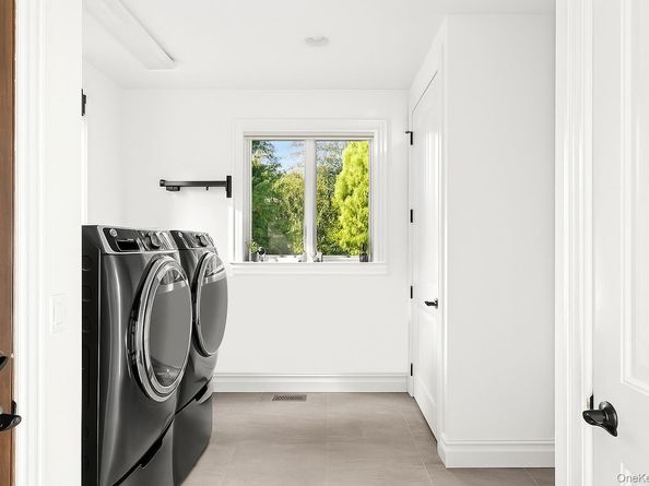 144 Round Swamp Road, West Hills NY 11743